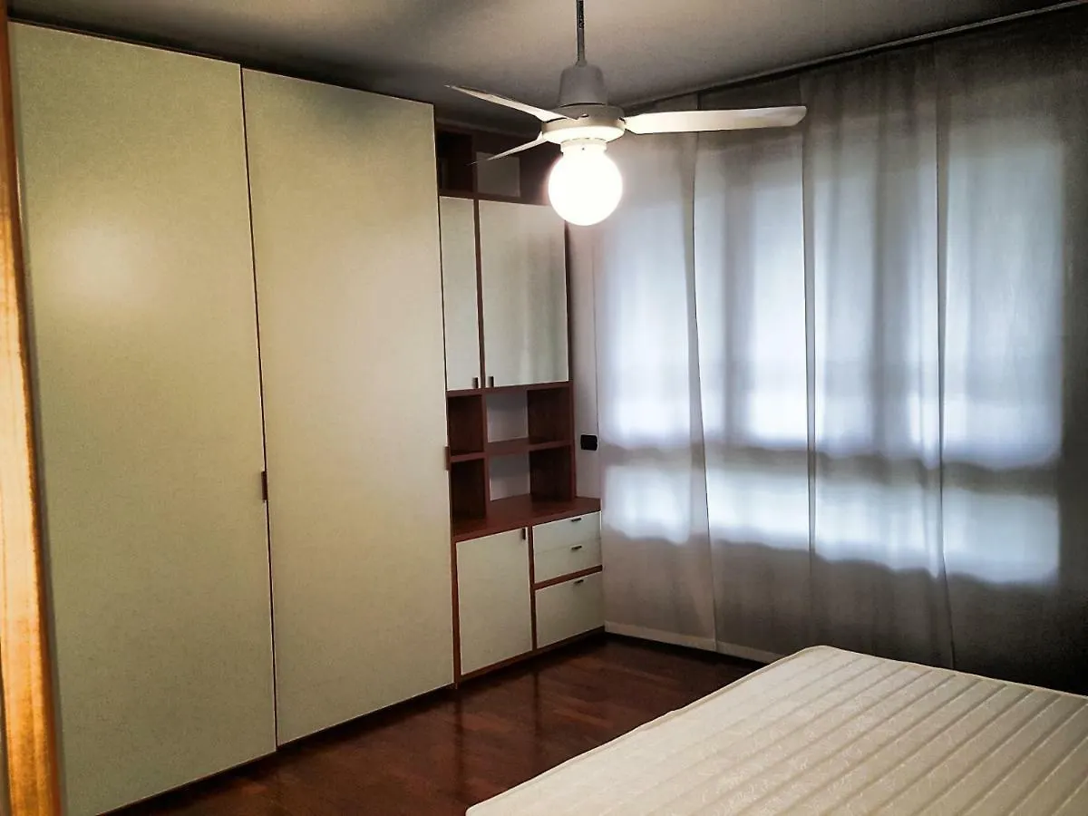 Apartment Appartamento Torri Lombarde San Donato Milanese